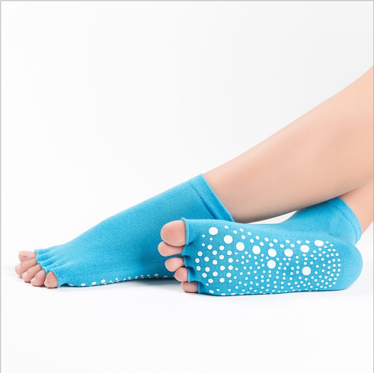 Wholesale Toe Yoga Socks Professional Female Cotton Non-slip Silicone Deodorant Toe Socks